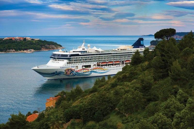 après plusieurs années de bons et loyaux services, le Norwegian Spirit va enfin s'octroyer un rafraîchissement bien mérité