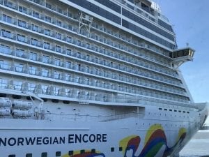 Ici début l'aventure de la croisière inaugurale du NCL Encore