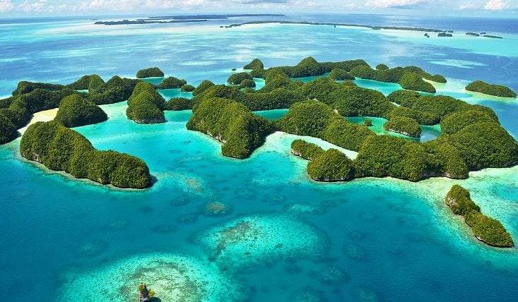 Une destination incontournable soumis à un stric régime du nombre de touriste. Très peu de personnes peuvent y accéder, ce qui permet de garder toute la beauté naturelle des îlots