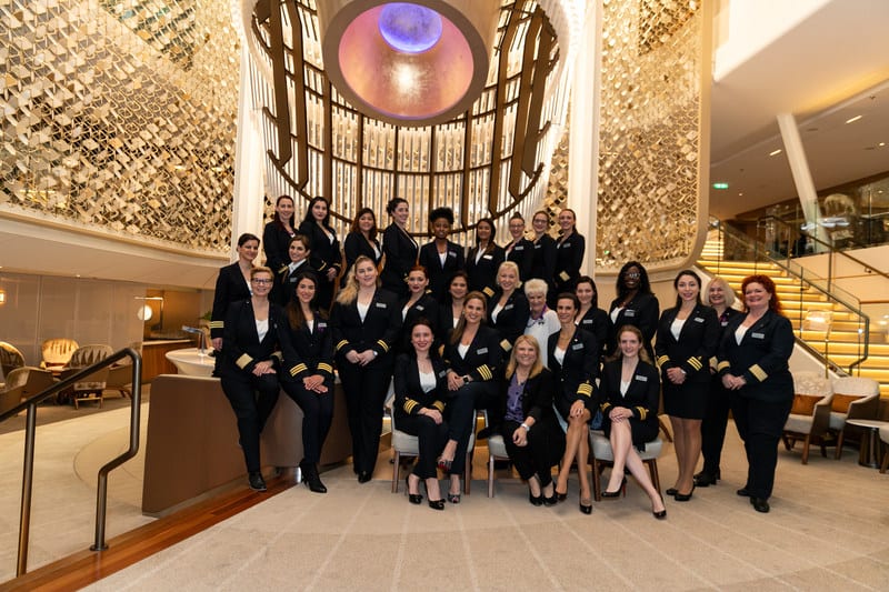 en l'honneur de la journée internationale des droits de la femme