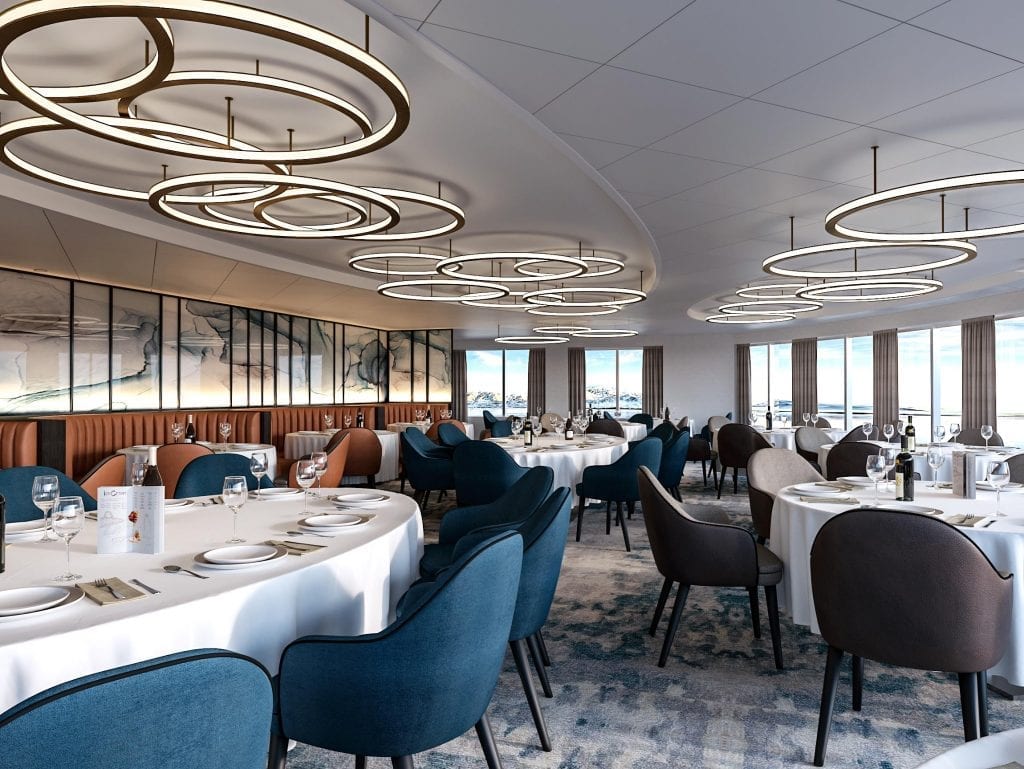 le restaurant principal, lumineux et clair