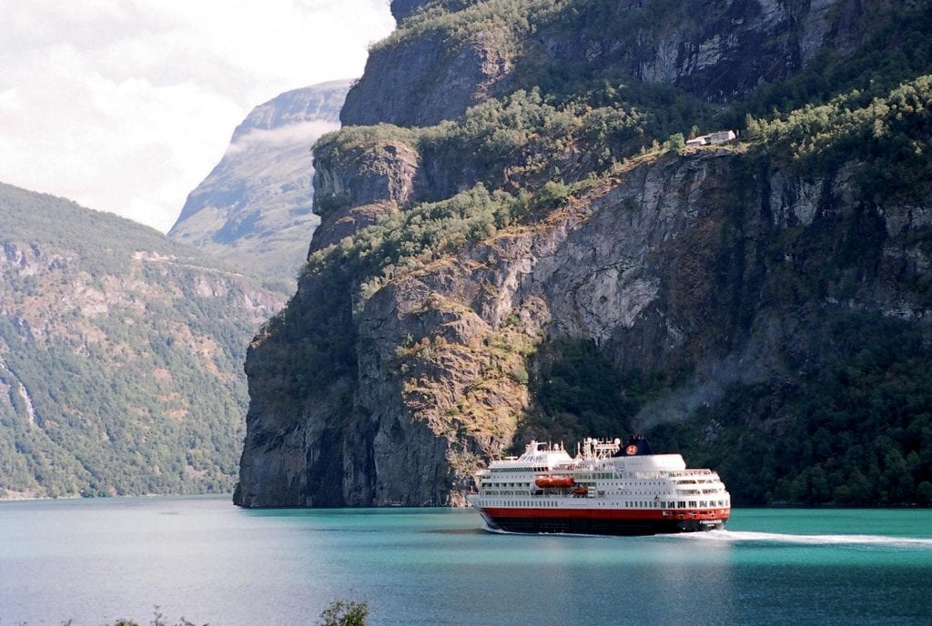 Hurtigruten accompagne depuis 125 ans l'évolution et l'expansion de la Norvège