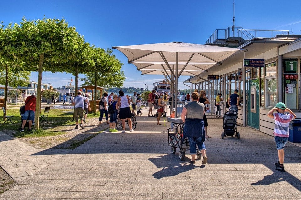 Faire du shopping pendant l'escale de croisière est une activité comme une autre