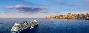 Le bateau de croisière Celebrity Apex en mer