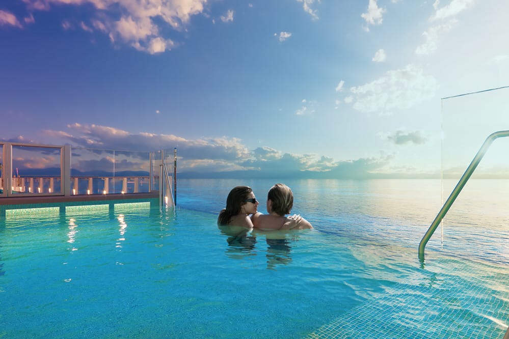 La piscine Infinity Beach située sur l'Ocean Boulevard