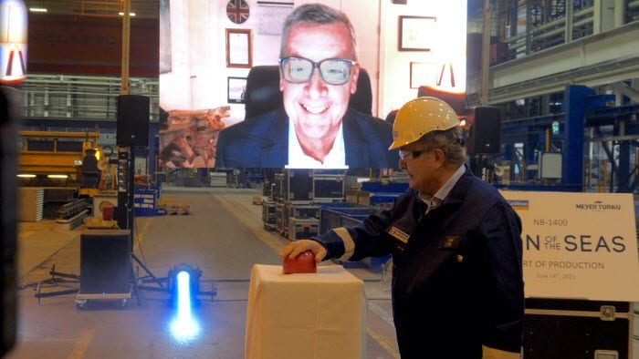 Le chantier de construction du navire Icon of the Seas