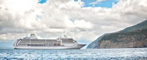 Seven Seas Mariner en mer