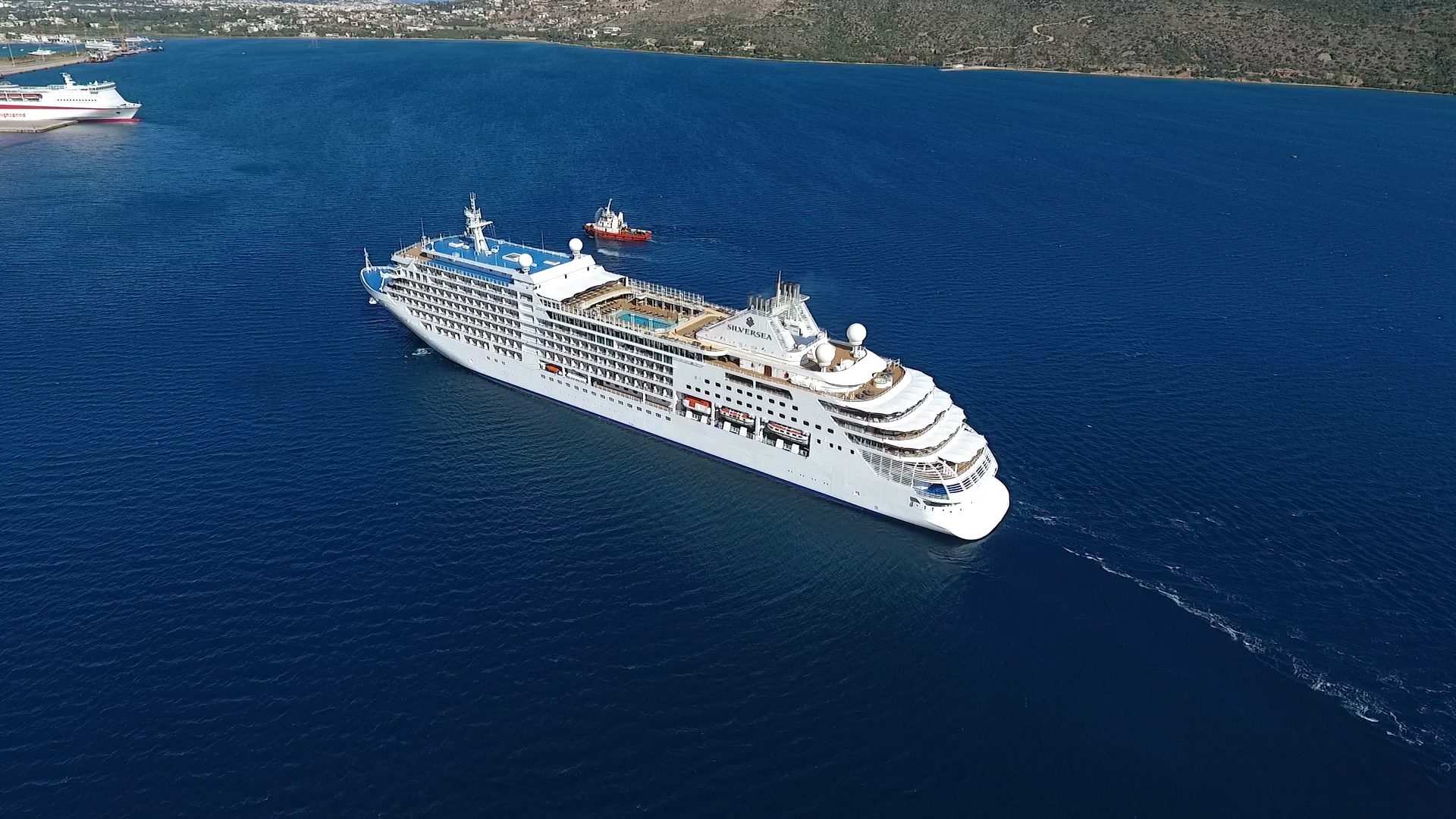 Le Silver Moon à proximité du port d'Athènes