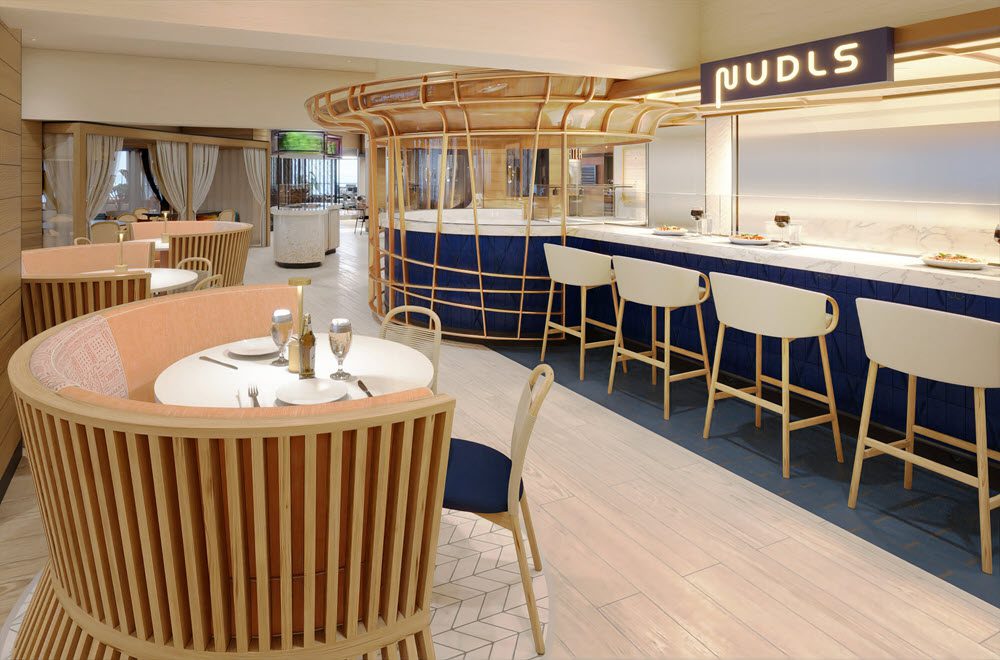Le restaurant Nudls est situé dans l'Indulge Food Hall
