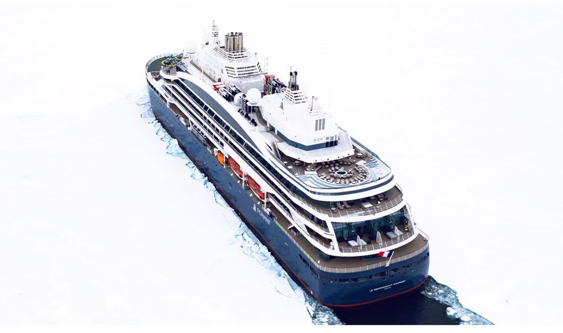 Le bateau Commandant Charcot en Antarctique