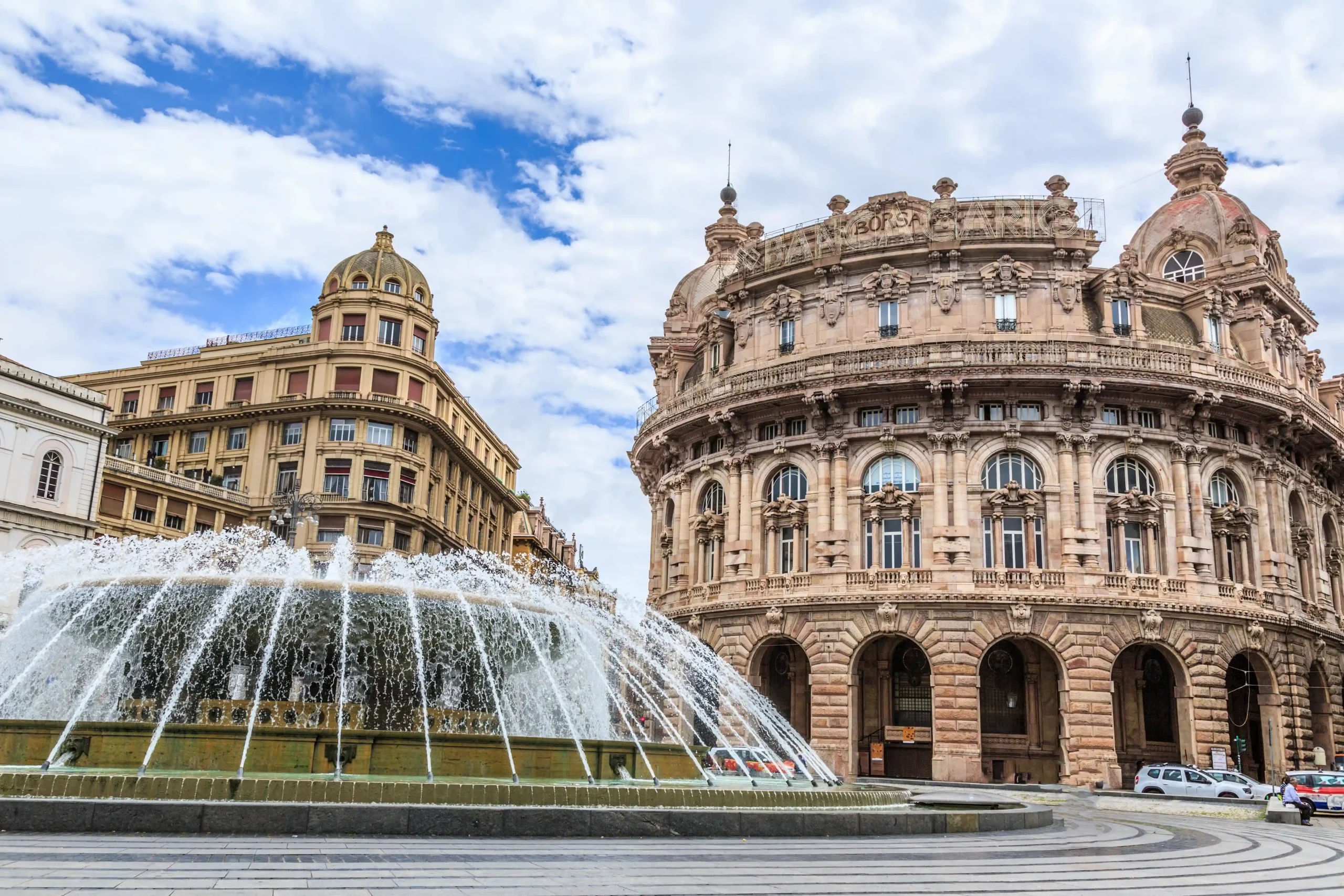 5-Piazza-Ferrari_5_11zon